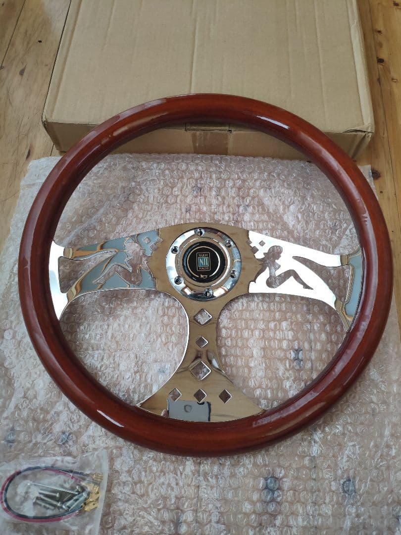 新品ピーチウッド無垢材・クロームメッキ15インチ380mmMOMOピッチ70mm