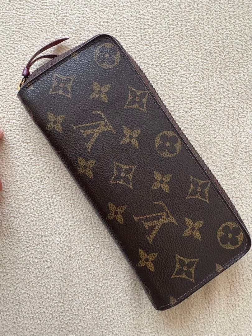 Louis Vuitton 長財布 クレマンスフューシャ