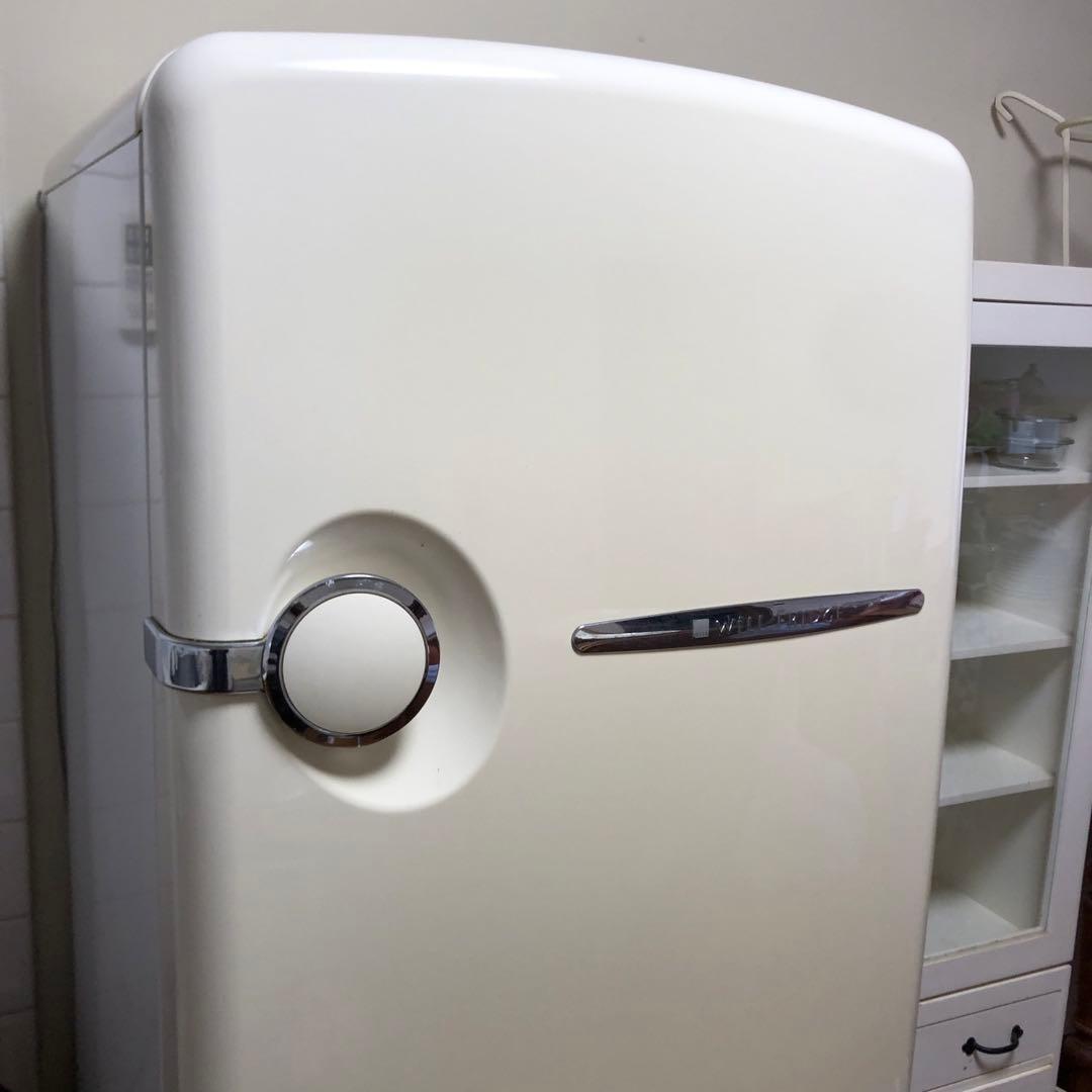 送料込みナショナルWiLL FRIDGE クリームホワイトレトロ冷蔵庫　260l
