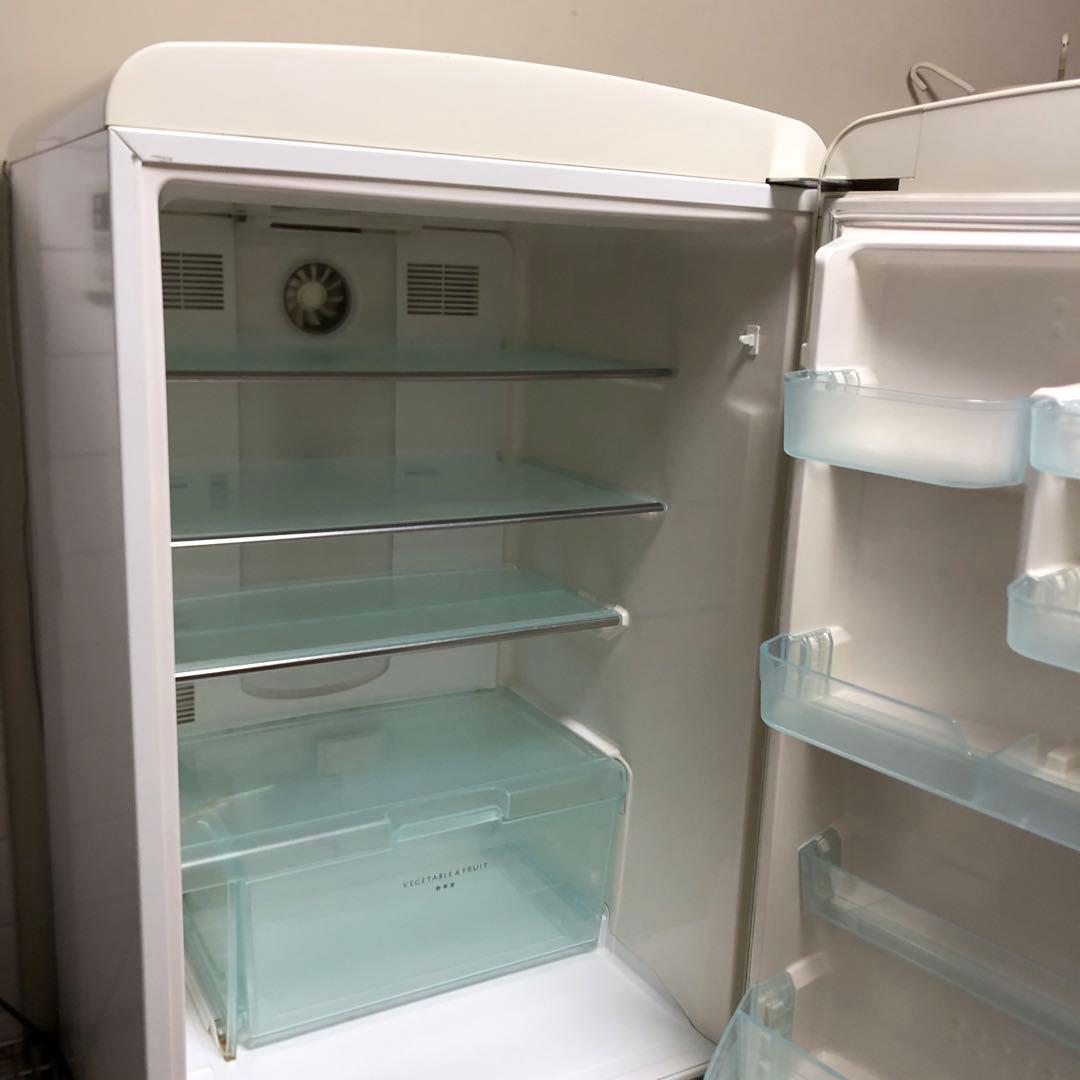 送料込みナショナルWiLL FRIDGE クリームホワイトレトロ冷蔵庫　260l