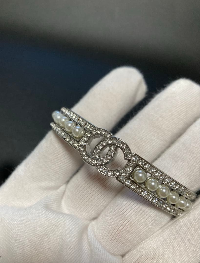 【ご購入前にコメントください】　CHANEL パール　バングル　ブレスレット