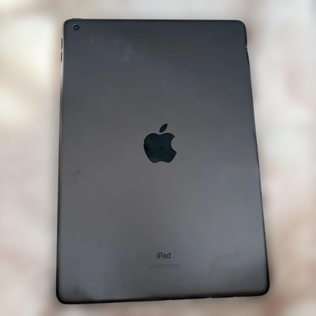 iPad (第7世代) スペースグレー 本体