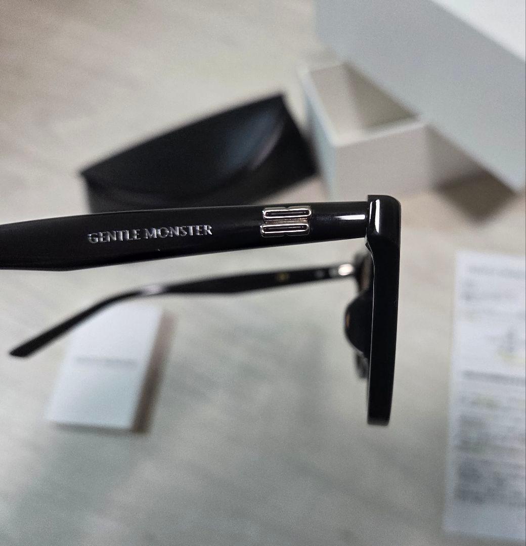 NIKA出品 【未使用】GENTLE MONSTER BY (OR)