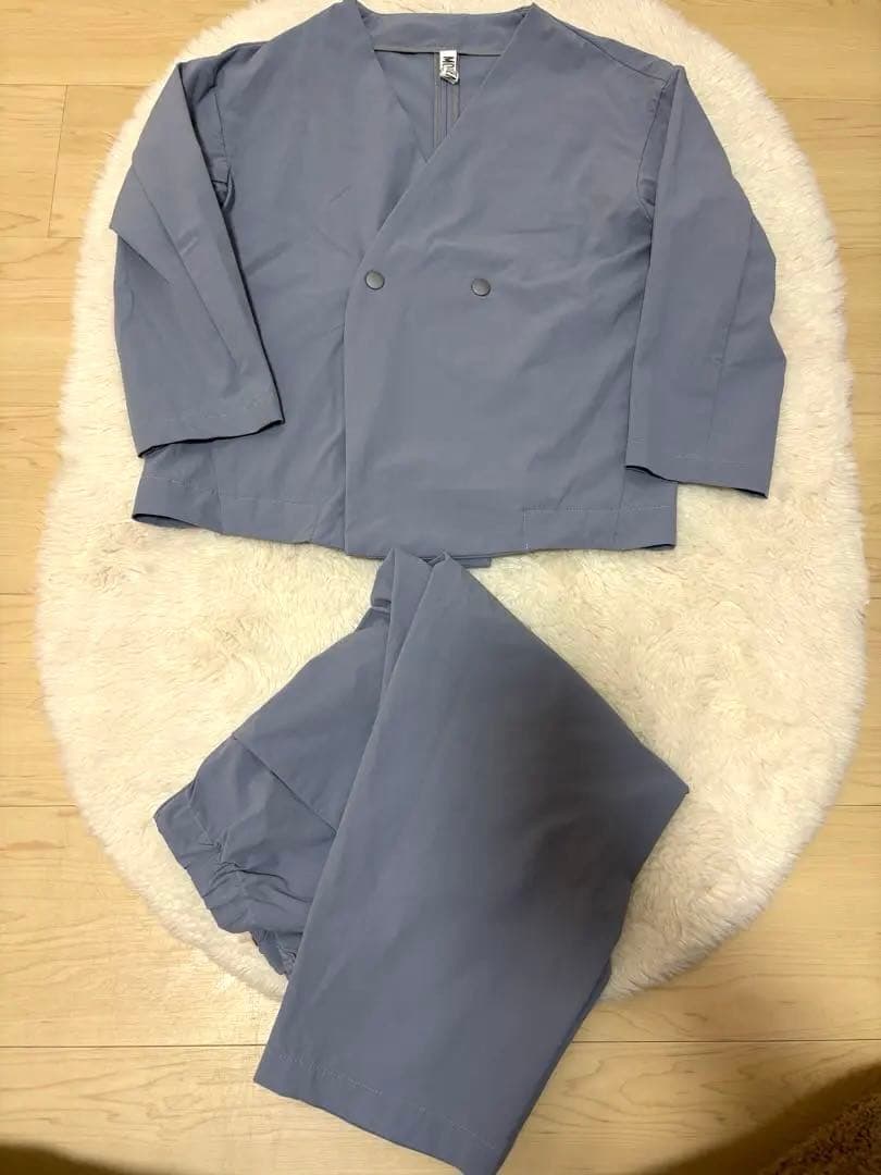 美品　MOUN TEN. セットアップ スーツ 125 水色　日本製