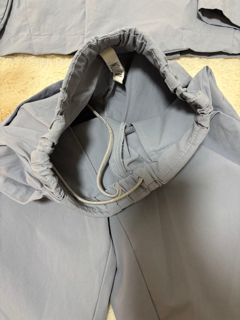 美品　MOUN TEN. セットアップ スーツ 125 水色　日本製