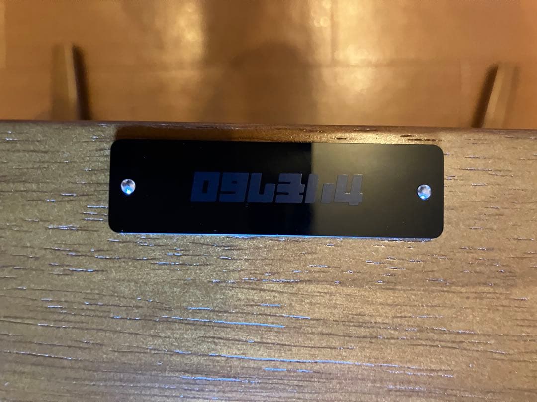 モダンな黒の1人掛けソファ