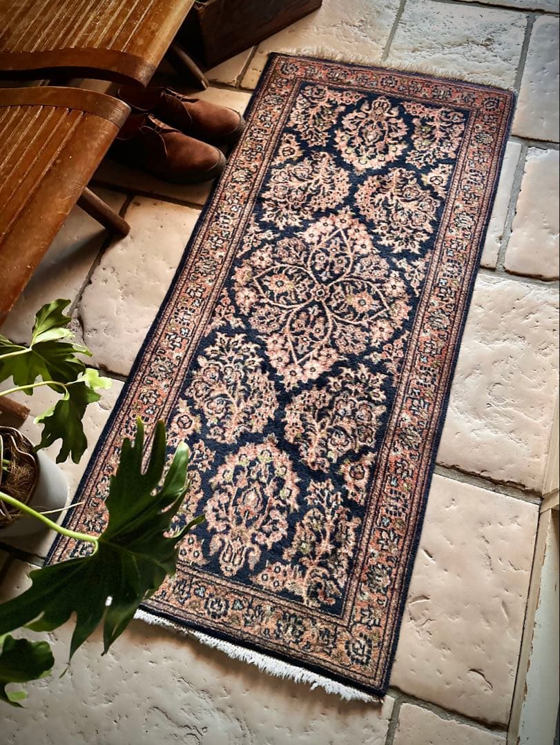 トライバルラグ　ヴィンテージラグ　ペルシャ絨毯　サルーク　ヴィレッジラグ　美品