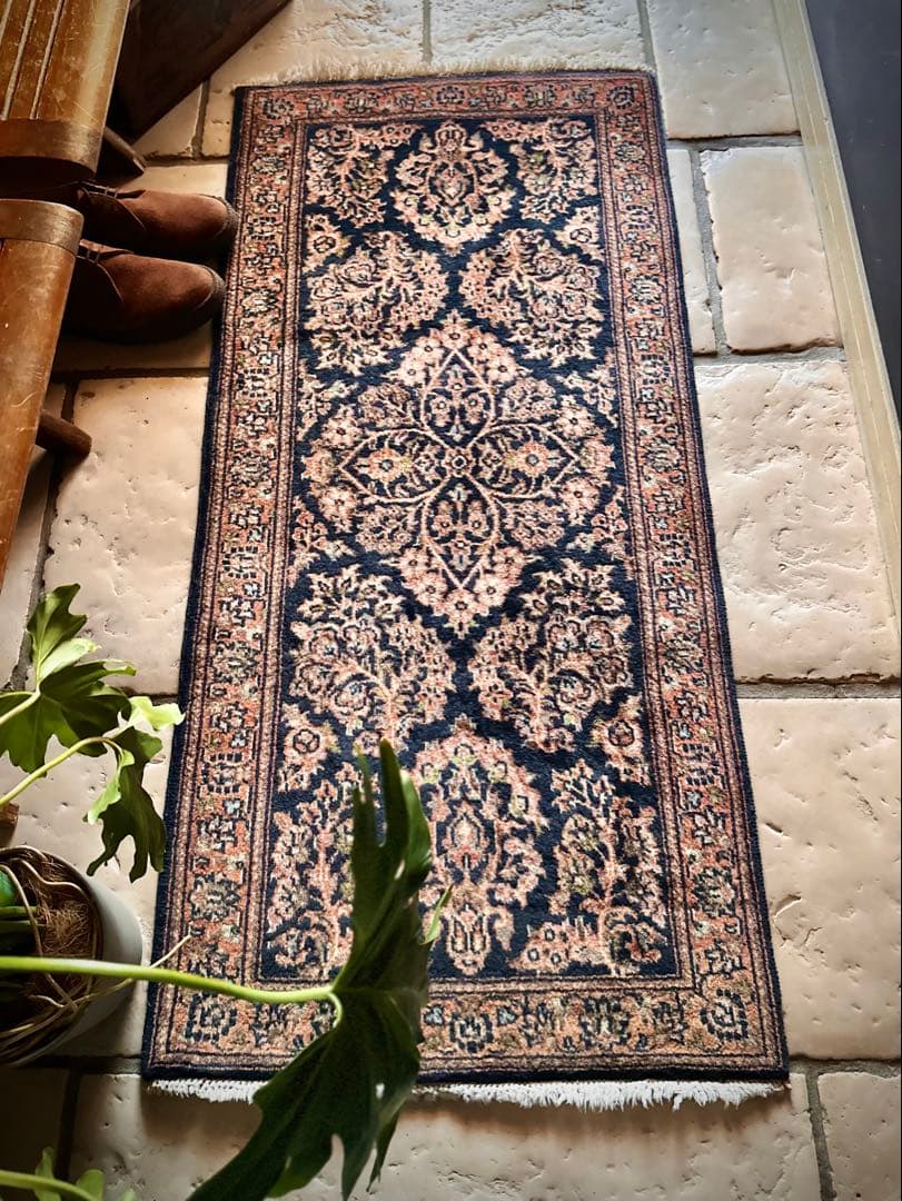 トライバルラグ　ヴィンテージラグ　ペルシャ絨毯　サルーク　ヴィレッジラグ　美品