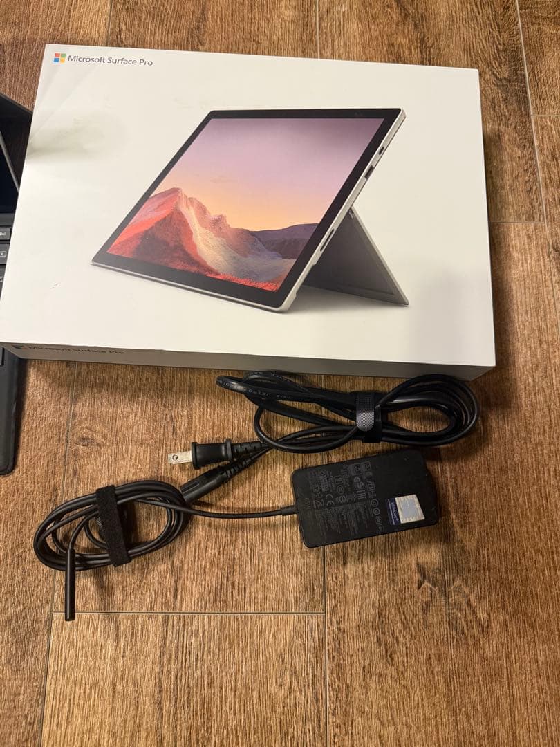 Microsoft Surface Pro7 本体 キーボードoffice有り
