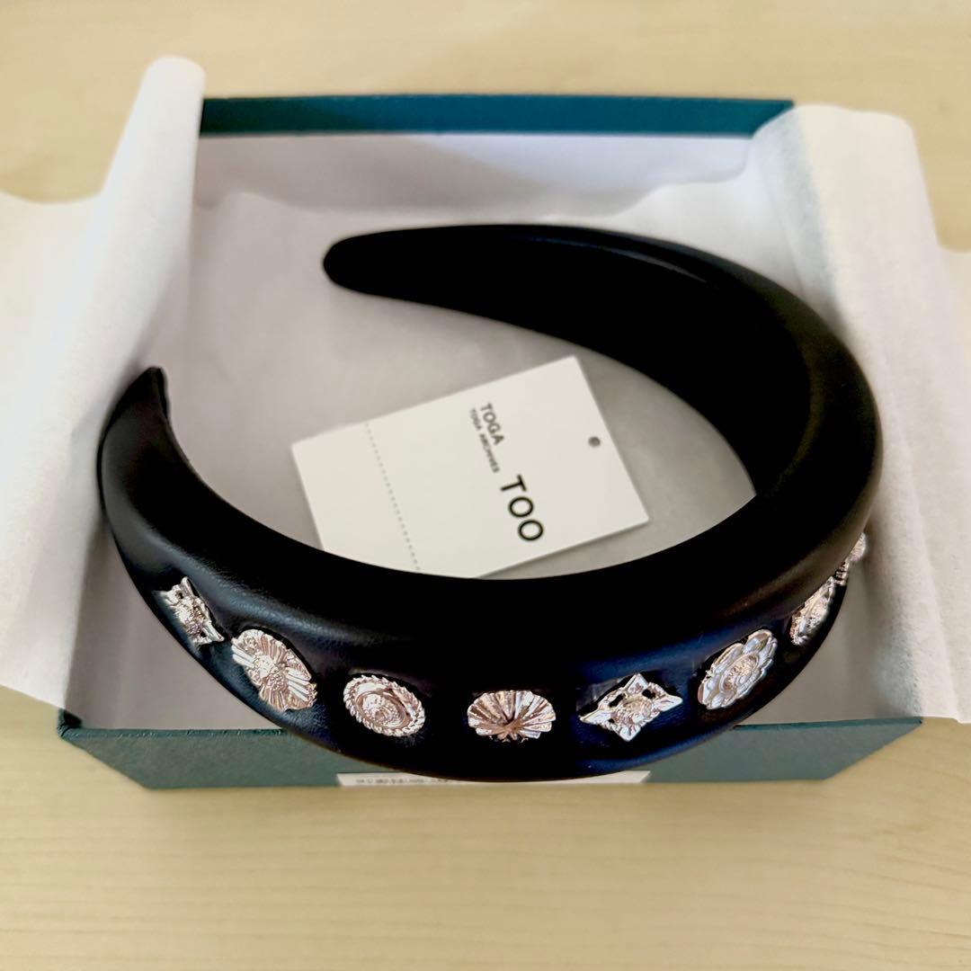 箱・タグ付き【TOGA TOO】レザーヘッドバンド1