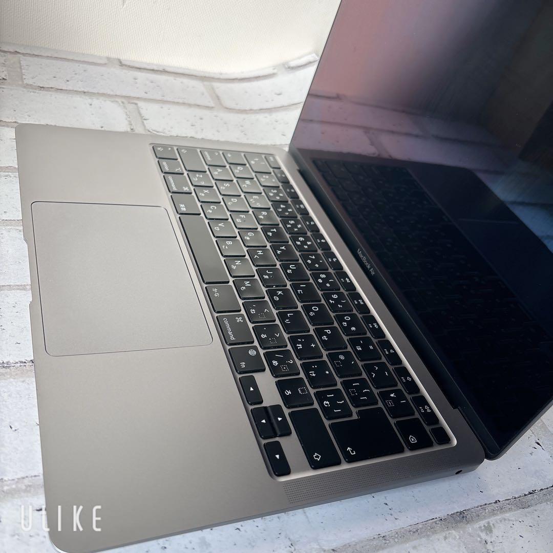 美品 Apple MacBook Air 13.3インチ (M1, 2020)
