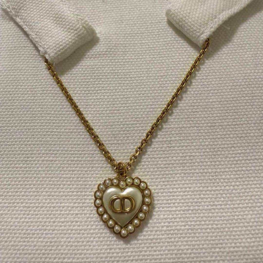 ディオール　Petit CD Baroqueネックレス