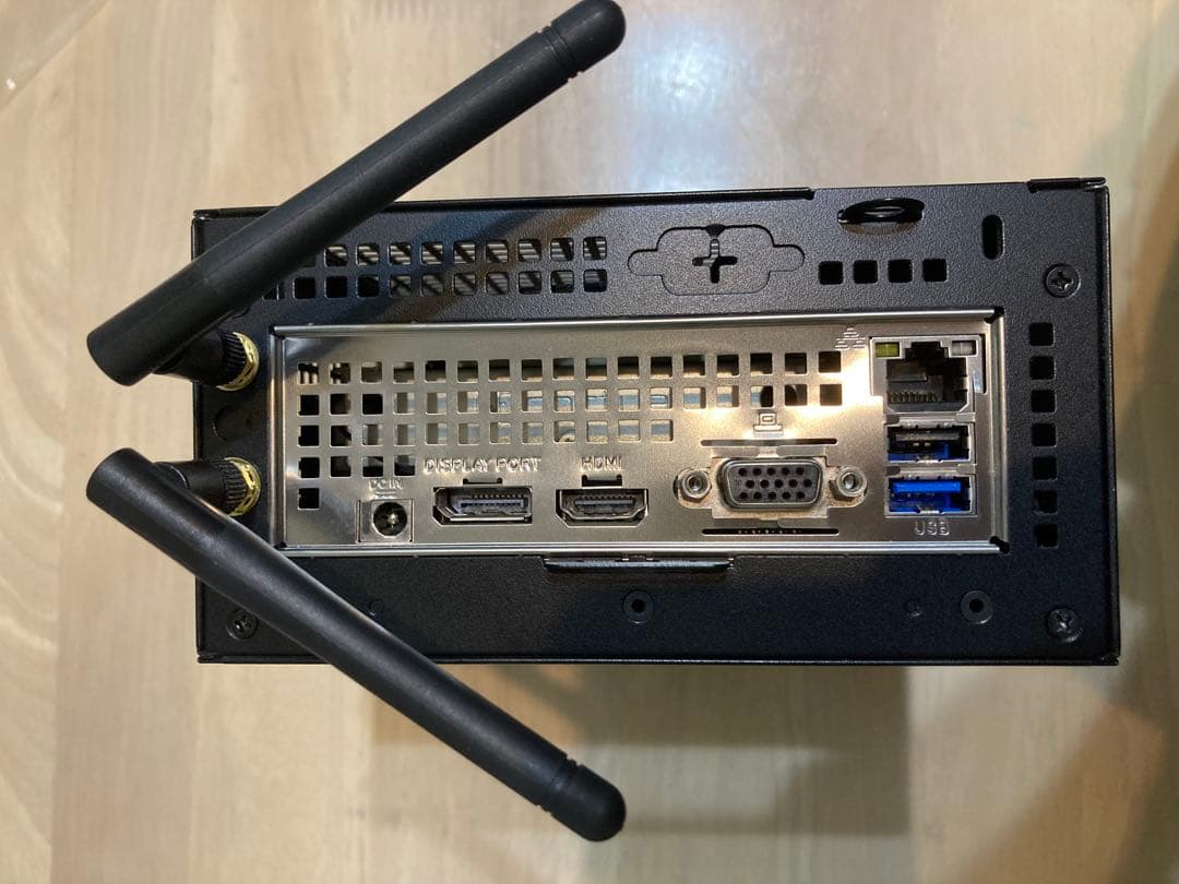 [ジャンク] DeskMiniX300 Ryzen5PRO 4650G 16GB