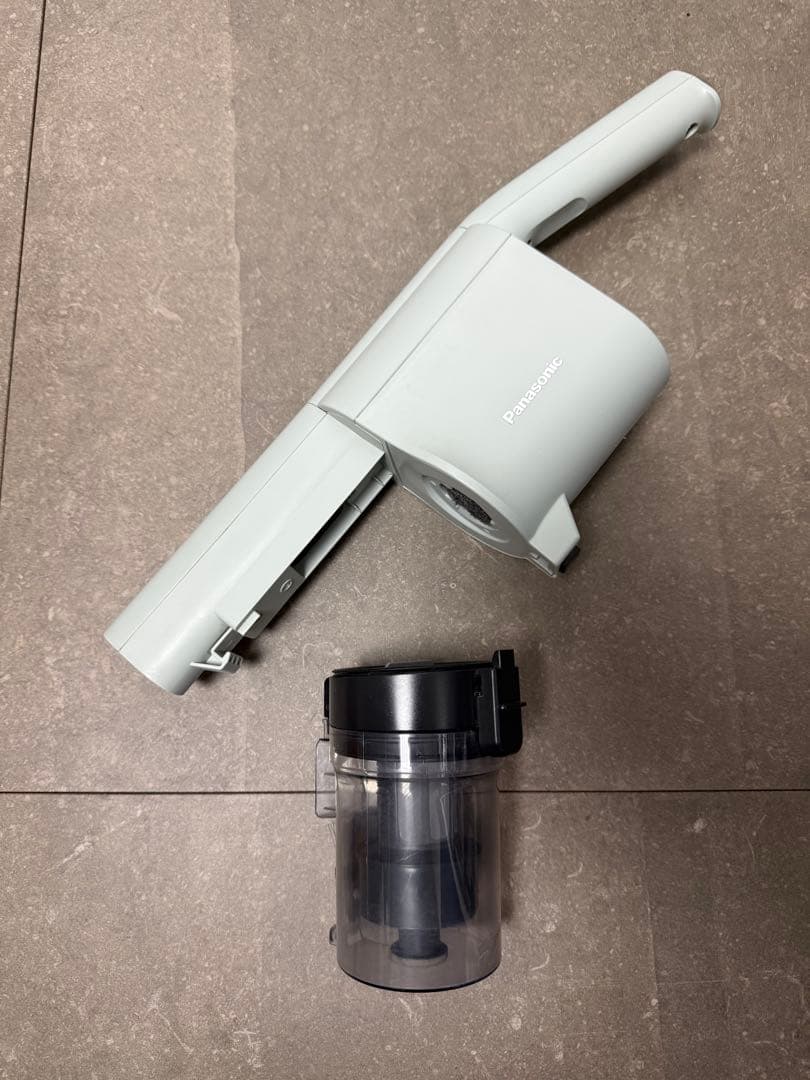 パナソニック◇コードレス スティック掃除機 MC-SB33J-G セージグリーン