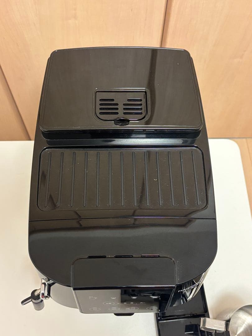 De'Longhi ECAM22020 コーヒーメーカー