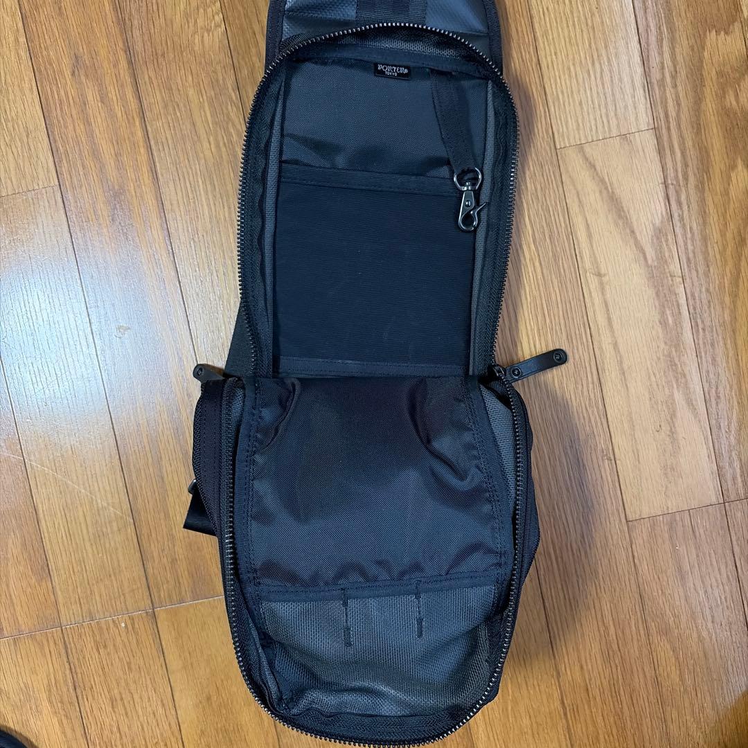 PORTER ブラック スリングバッグ