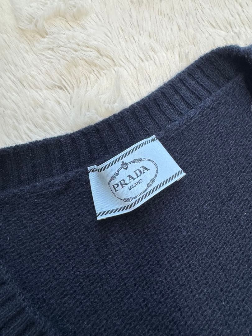PRADA ネイビー カーディガン スカートセット