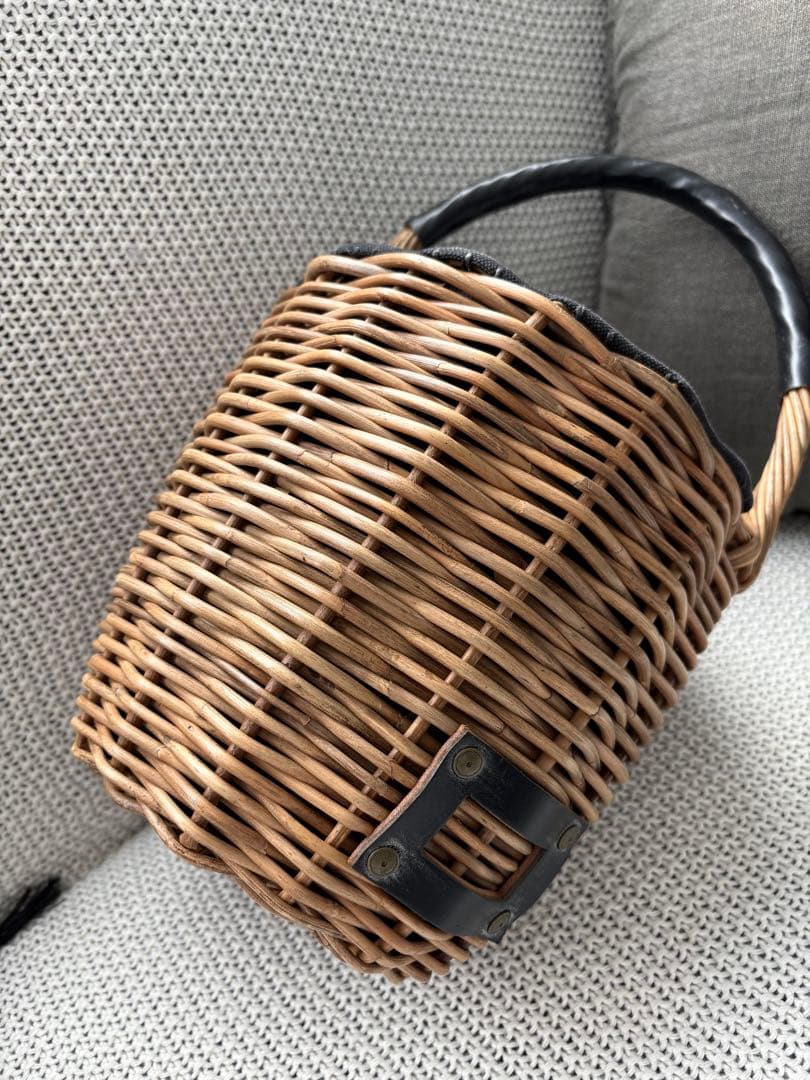 eb.a.gos／ブライドルバケツM／ブラック