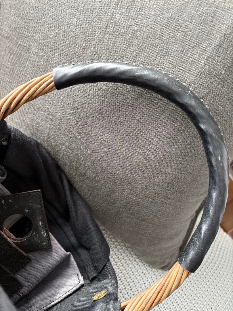 eb.a.gos／ブライドルバケツM／ブラック