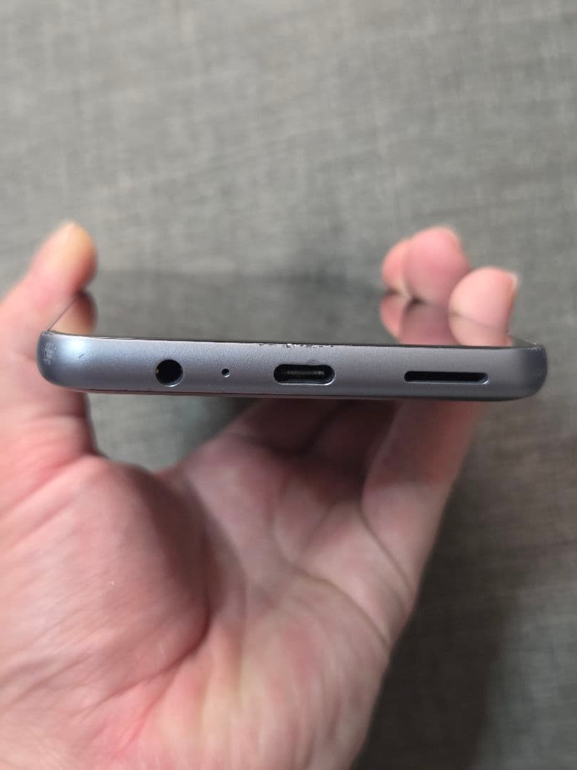 Arrows We2 plus iijmio版 12GB 256GBモデル