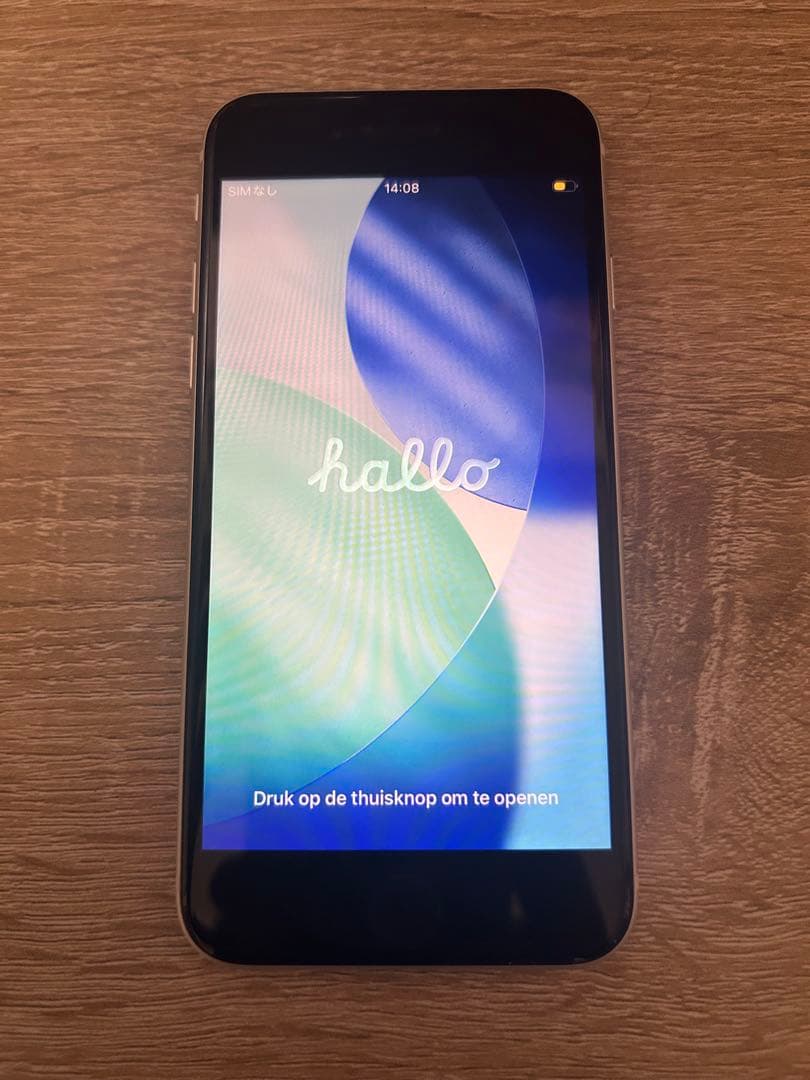 iPhone SE3 バッテリー82%