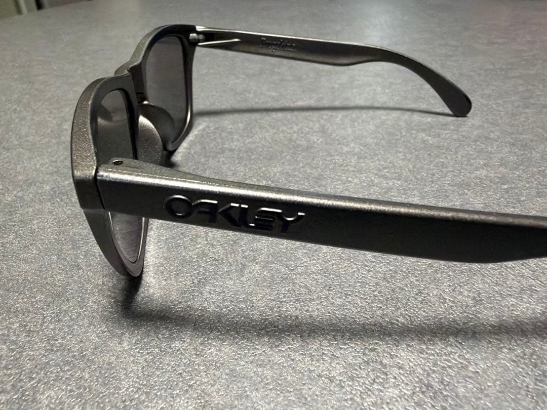 オークリー OAKLEY Frogskins タレックスレンズ エギング