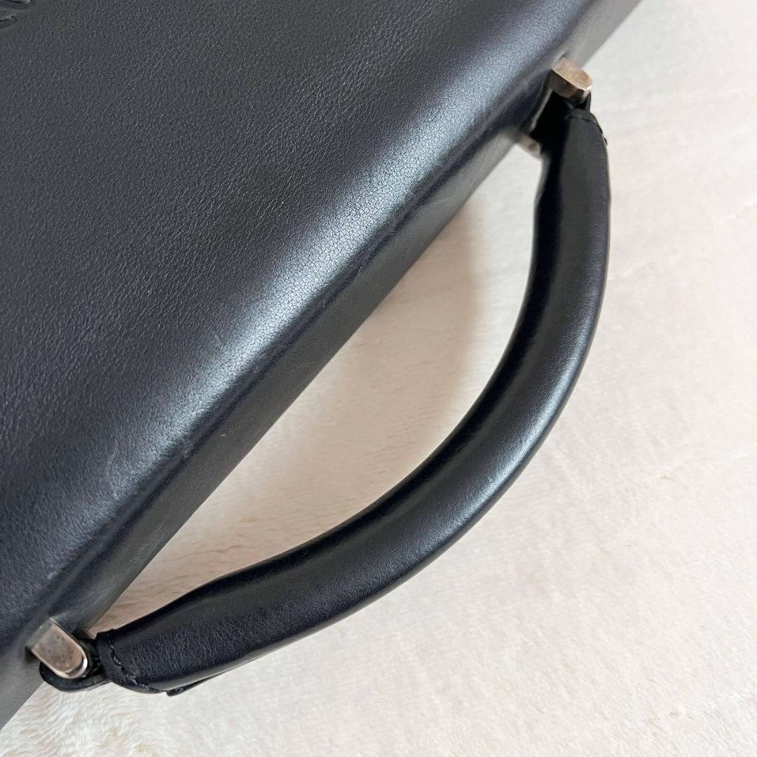 ロエベ　 ビジネスバッグ ブリーフケース ハンドバッグ 　レザー　ブラック