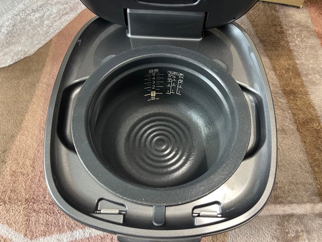 美品☆タイガー圧力IHジャー炊きたて土鍋ご泡火ほうび炊き JPL-G100KL