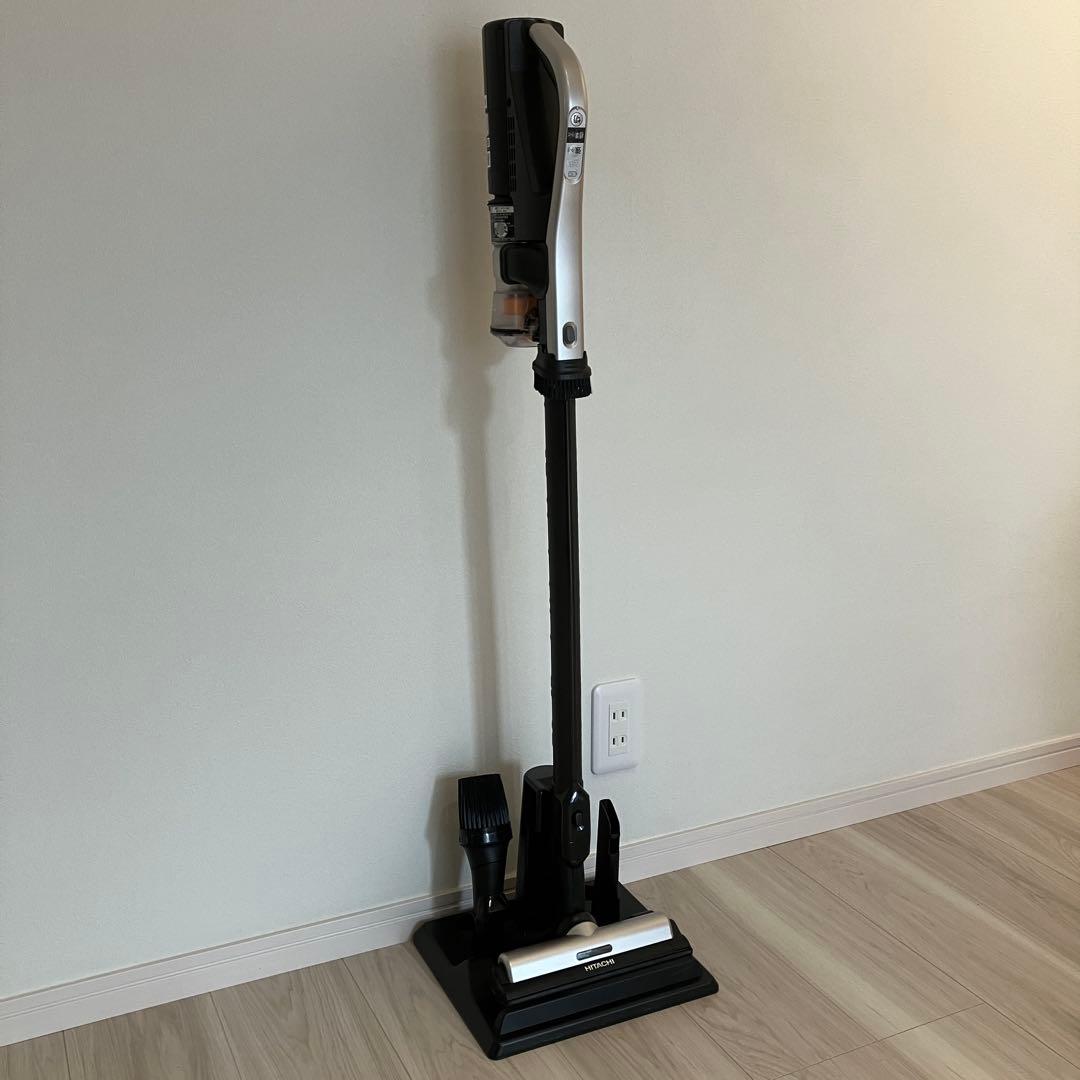 【値下げ】日立 コードレスクリーナー PV-BL2H 2022年製 説明書付き