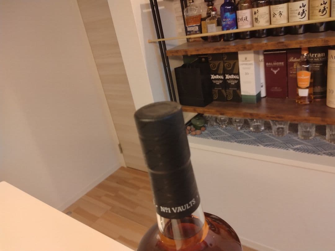 ラガヴーリン16年、ボウモア12年