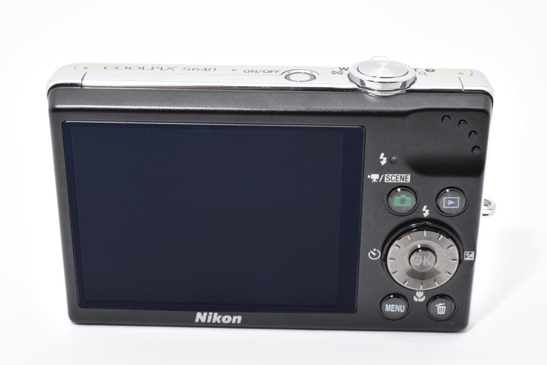 極美品☆Nikon ニコン COOLPIX S640 シルバー デジカメ#963