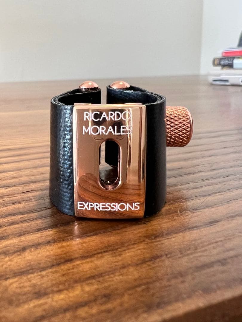 エクスプレッションズ リガチャー B♭クラリネット 「ROSE GOLD」