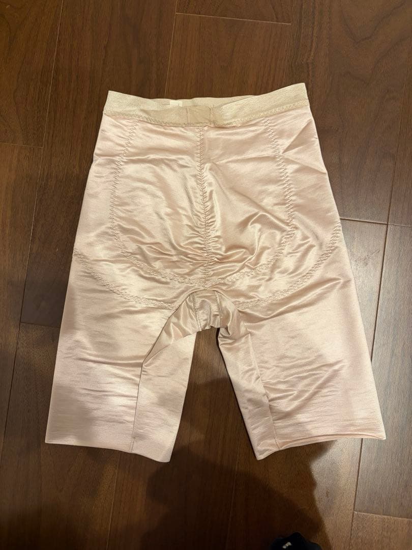 【美品】トリートドレッシング ブライダルインナー 上下 M E70