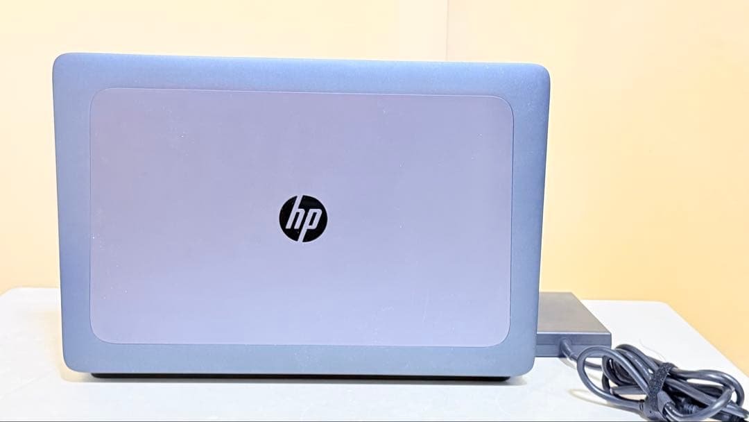 Windowsノート本体 hp zbook 17g 4 xeon E3-1535m v6 p5000