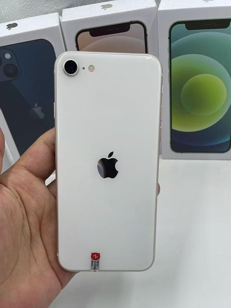 年末特価｜超美品 iPhone SE3 256GB 白 SIMフリー