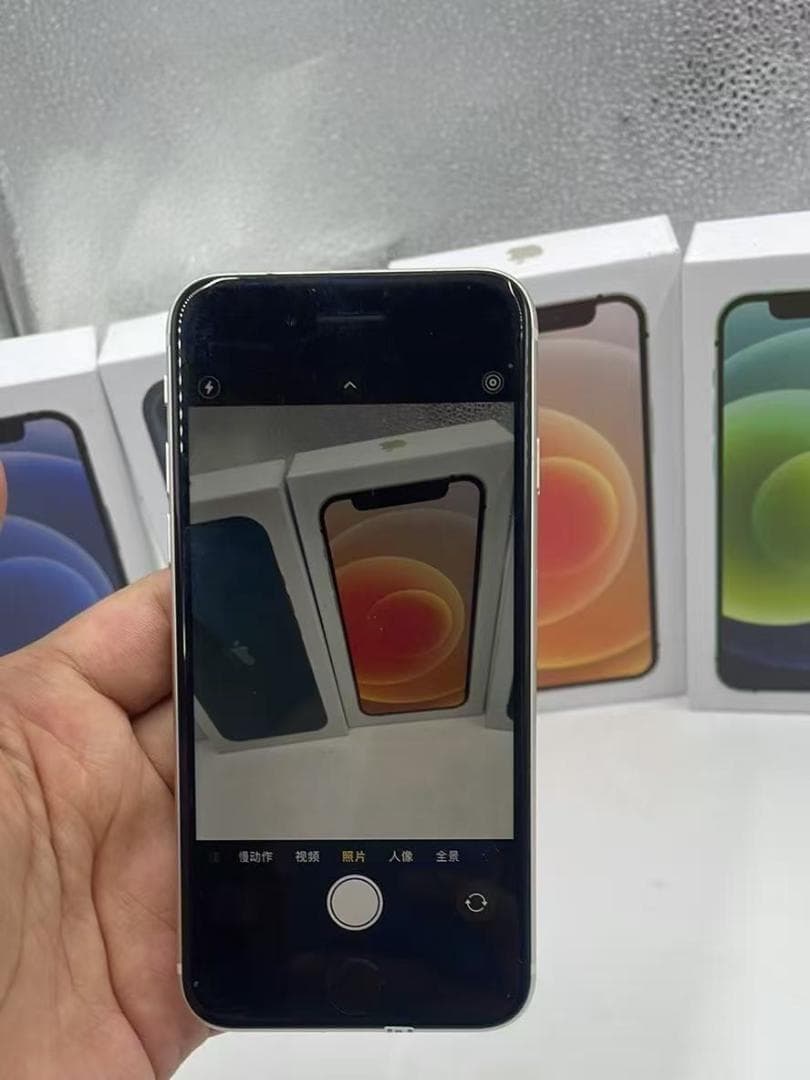 年末特価｜超美品 iPhone SE3 256GB 白 SIMフリー