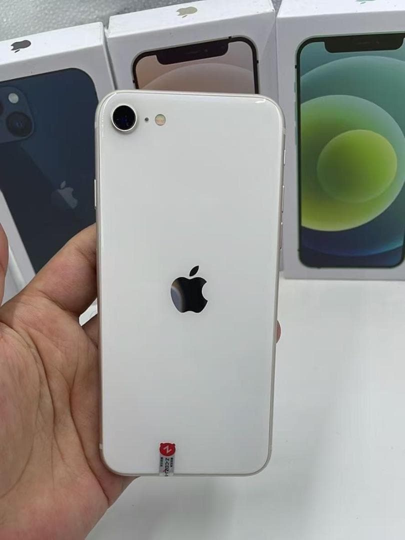 年末特価｜超美品 iPhone SE3 256GB 白 SIMフリー