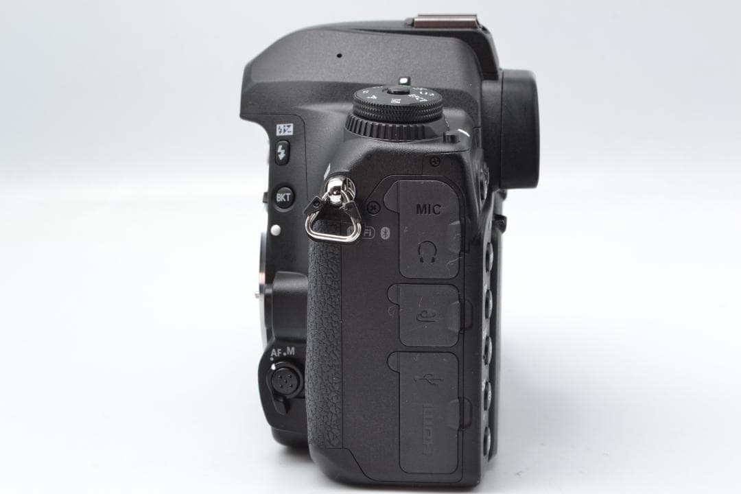 Nikon D780 デジタル一眼レフカメラ 本体　《ショット数　1983回》