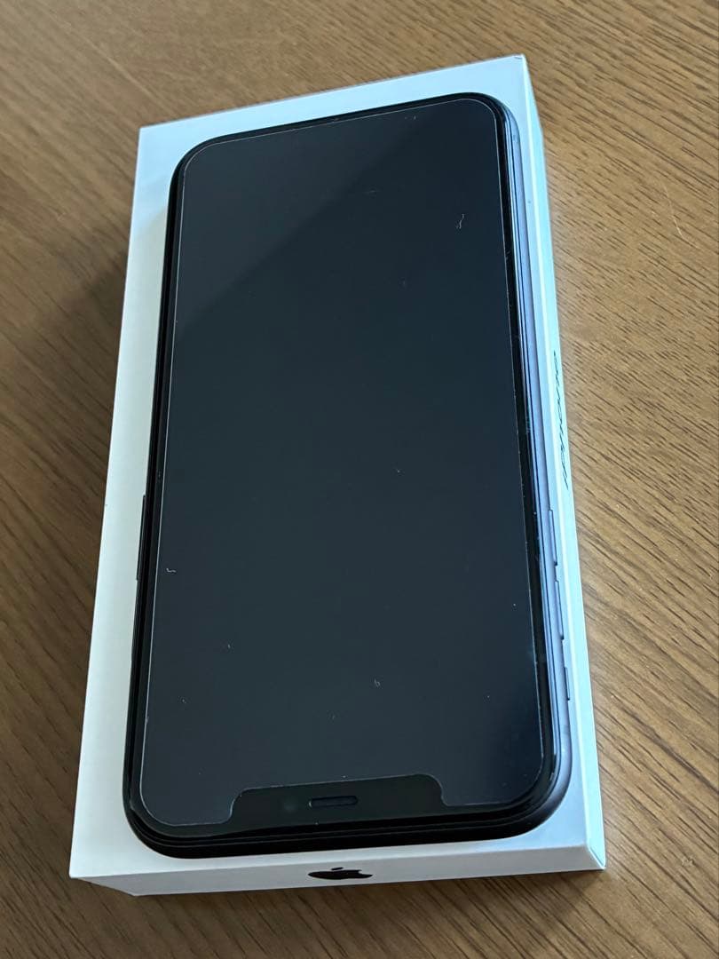 iPhone 11 128GB ブラック本体