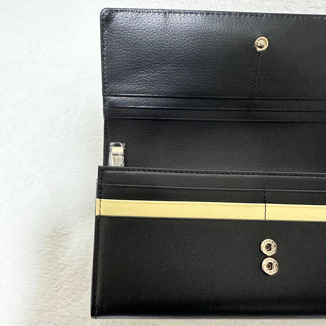 【未使用】【箱・カード付き】サマンサタバサ　スヌーピー　長財布　本革　レザー