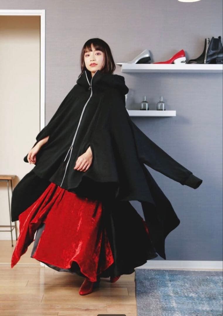 美品 ha | za | ma ハザマ なびくパーカー ブラック ポンチョ