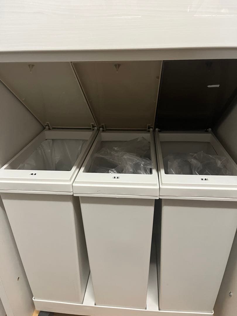 ニトリ　キッチンボード　食器棚ホワイト　リガーレ120 ゴミ箱付き