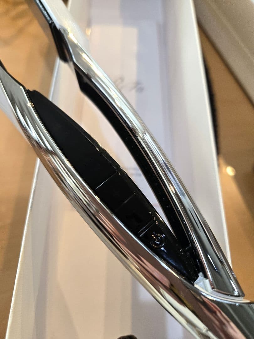 リファ ビューテック ストレート アイロン 中古 ホワイト