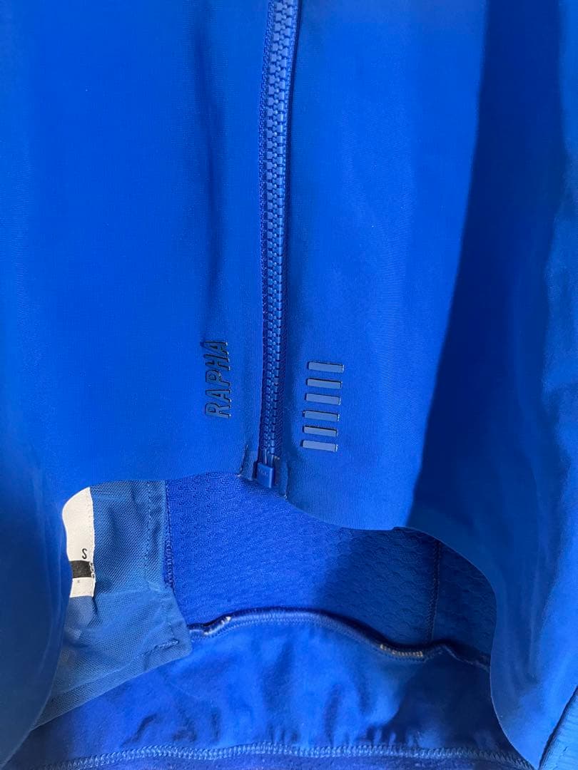 RAPHA プロチームロングスリーブサーマルジャージ