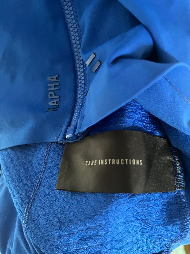 RAPHA プロチームロングスリーブサーマルジャージ