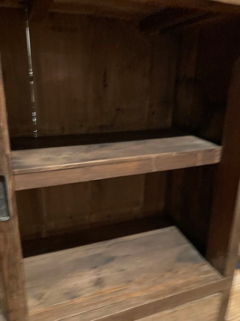 昭和レトロ　サイドボード　食器棚、戸棚、収納棚　ゆらゆらガラス　大正〜昭和初期②