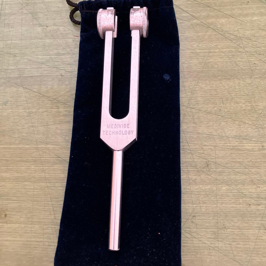 米国製ハンドメイド　ヒーリング音叉（528Hzと300Hz）