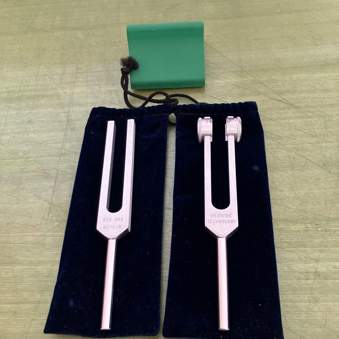 米国製ハンドメイド　ヒーリング音叉（528Hzと300Hz）