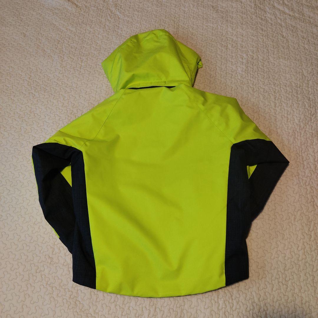 極美品デサント　スキーウェア　スノボ　130 DESCENTE