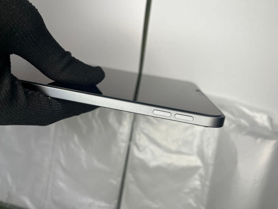 iPad Air 5 256GB Wi-Fi スペースグレイ ※指紋認証不可